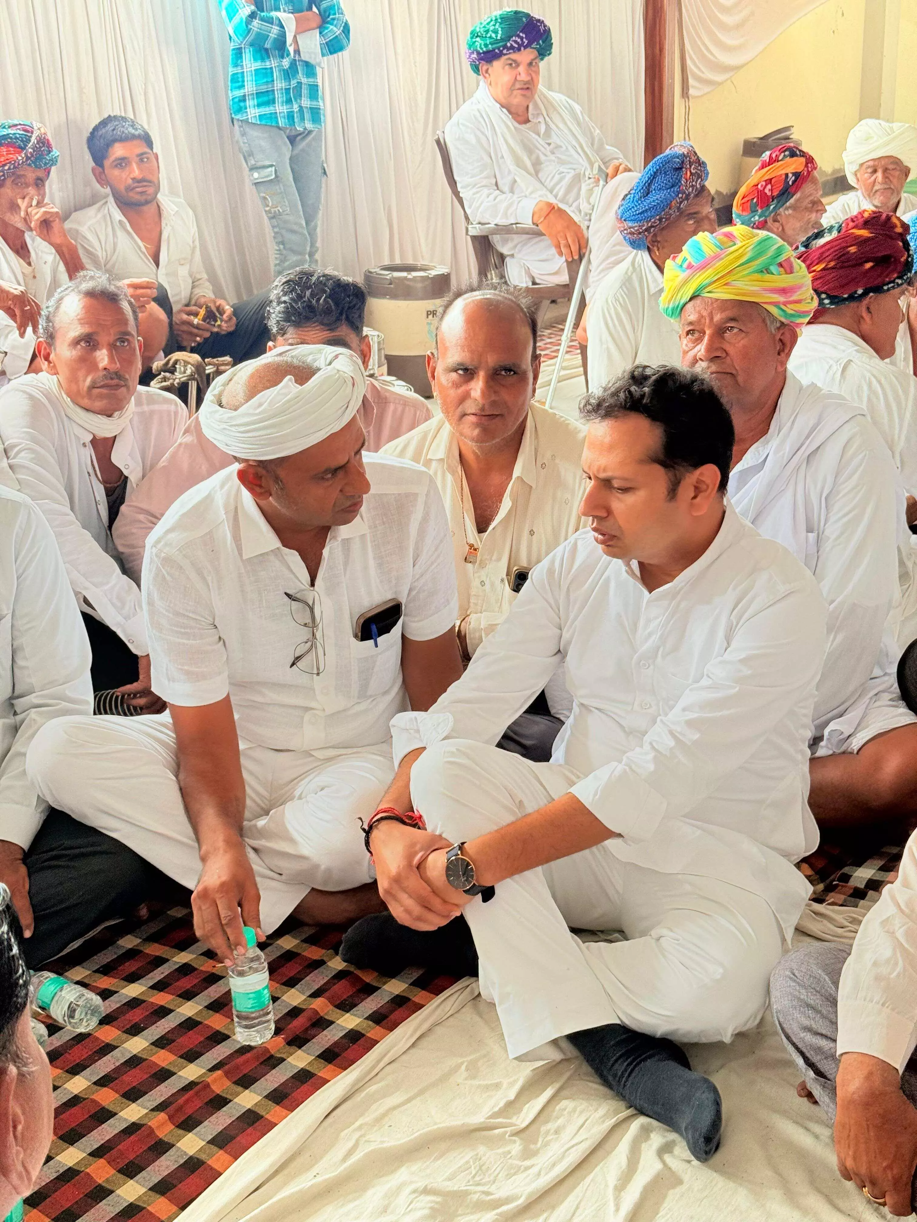 जाट की माता के निधन पर वैभव गहलोत ने जताया शोक जाट की माता के निधन पर वैभव गहलोत ने जताया शोक