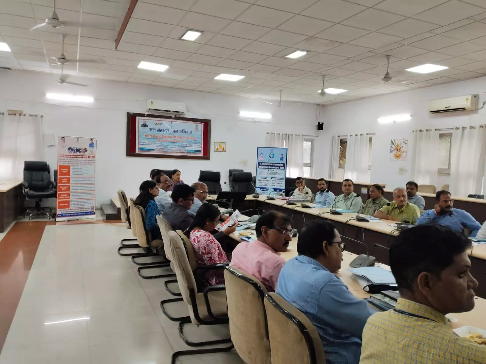 सीएसआर अन्तर्गत जल संरक्षण कार्यों को दें प्राथमिकता – अतिरिक्त जिला कलक्टर