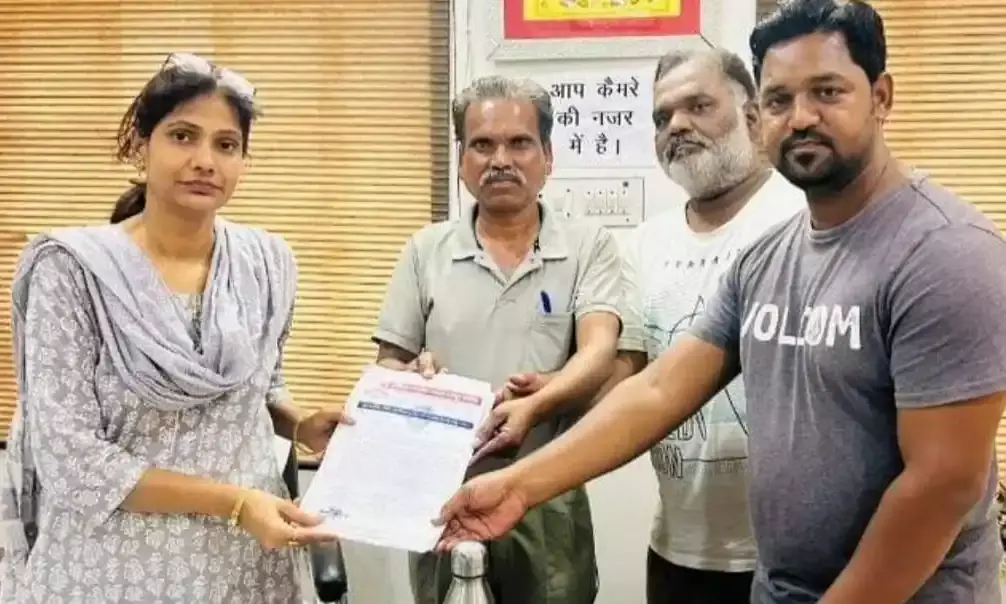 आवारा कुत्तों के आतंक से दहला शाहपुरा, कर्मचारियों के निलंबन पर भड़के संगठन और आमजन