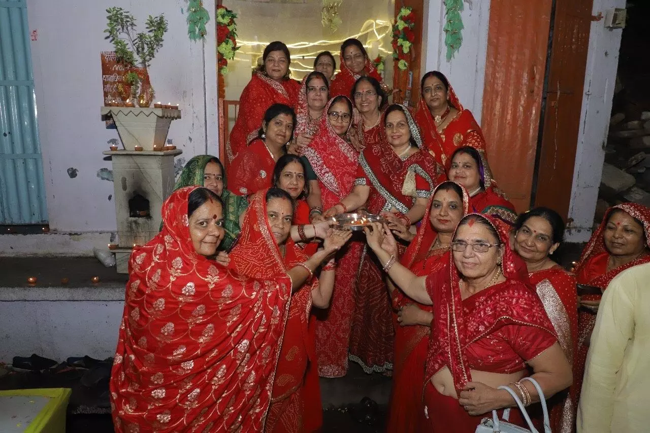 महादीपदान महोत्सव मना कर,भगवान दधीचि ऋषि एवं रूपनारायण भगवान की करी महाआरती