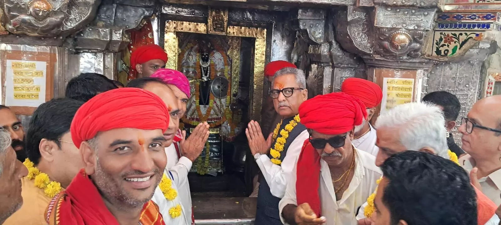 सिक्किम के राज्यपाल माथुर ने किए प्रभु श्रीचारभुजानाथ जी के दर्शन