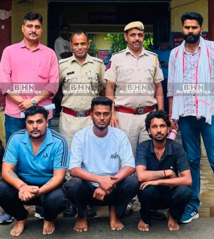 हत्या के मामले में वांछित 5-5 हजार रुपये के ईनामी तीन स्थाई वारंटी गिरफ्तार हत्या के मामले में वांछित 5-5 हजार रुपये के ईनामी तीन स्थाई वारंटी गिरफ्तार