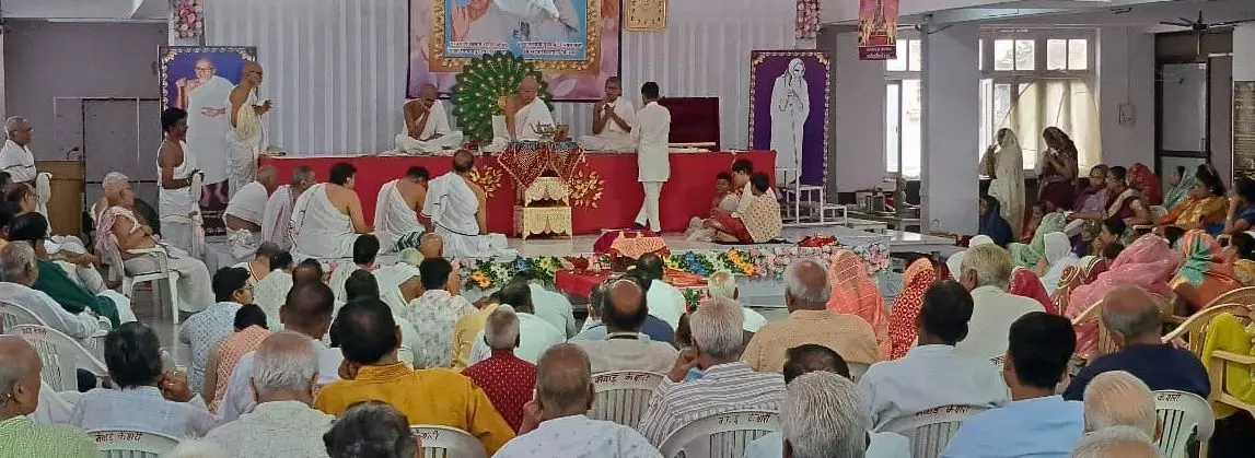 टूटे हृदयों को जोड़ने का पर्व है संवत्सरिक महापर्व : जैनाचार्य रत्नसेन सूरीश्वर महाराज टूटे हृदयों को जोड़ने का पर्व है संवत्सरिक महापर्व : जैनाचार्य रत्नसेन सूरीश्वर महाराज