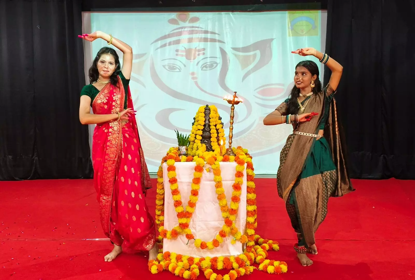 ग्रीनवैली विद्यालय में गणेश चतुर्थी उत्सव बड़े हर्षोल्लास एवं धार्मिक श्रद्धा के साथ मनाया ग्रीनवैली विद्यालय में गणेश चतुर्थी उत्सव बड़े हर्षोल्लास एवं धार्मिक श्रद्धा के साथ मनाया