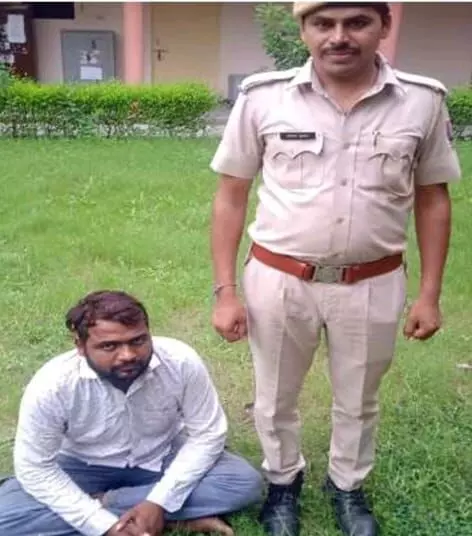 61.83 ग्राम स्मैक के साथ कार जप्त, एक गिरफ्तार 61.83 ग्राम स्मैक के साथ कार जप्त, एक गिरफ्तार