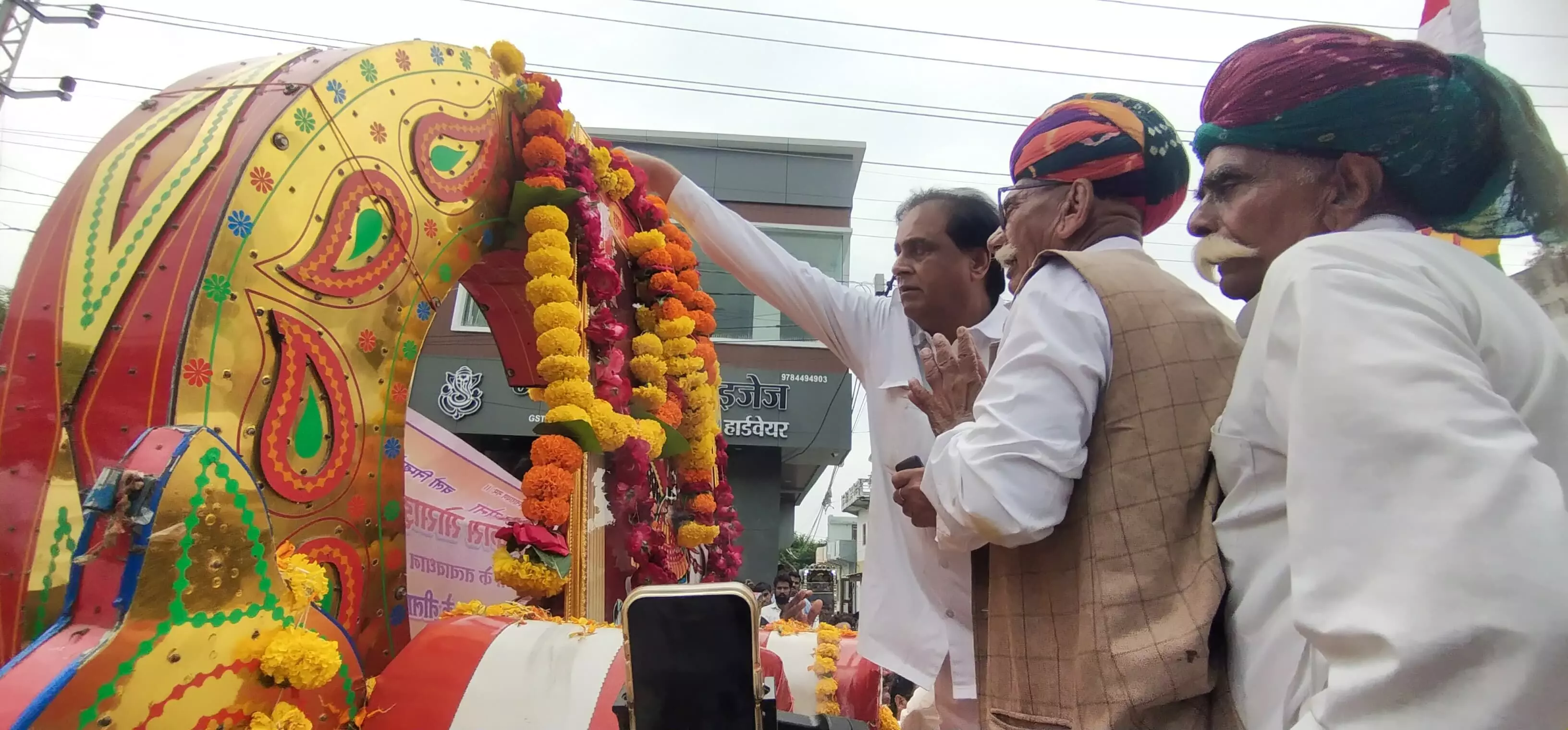 श्री देवनारायण सर्कल का विधायक कृपलानी ने किया लोकार्पण