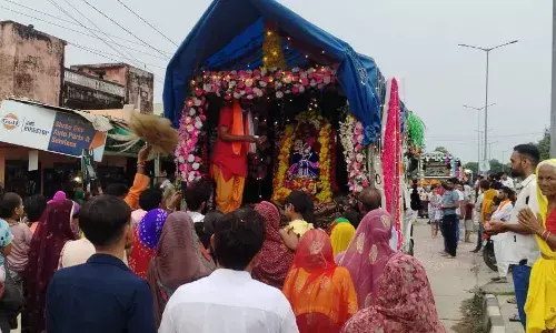 कोटडी चारभुजा के 151पदयात्रियों के जत्थे का बीगोद के ग्रामीणों ने पुष्प वर्षा कर किया  स्वागत