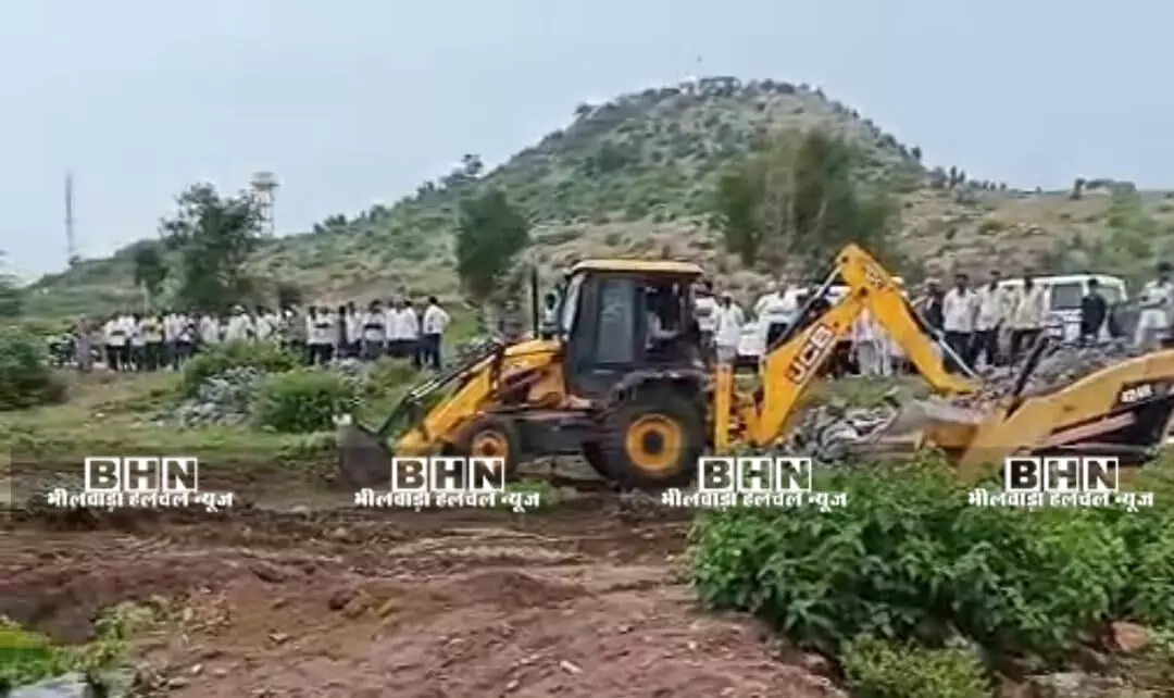 खबर का असर-आरणी में गो माता को मिला न्याय, प्रशासन की सुनवाई से धरना-भूख हड़ताल समाप्त खबर का असर-आरणी में गो माता को मिला न्याय, प्रशासन की सुनवाई से धरना-भूख हड़ताल समाप्त