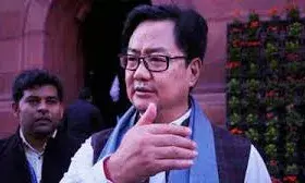 यूसीसी से आदिवासियों को बाहर रखने का एलान, रिजिजू बोले– परंपरा के साथ जीने की आज़ादी मिलेगी यूसीसी से आदिवासियों को बाहर रखने का एलान, रिजिजू बोले– परंपरा के साथ जीने की आज़ादी मिलेगी