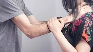 एक और नृशंस हत्या,  गन्ने के खेत में मिला नर्स का शव,समाज में बढ़ती हैवानियत