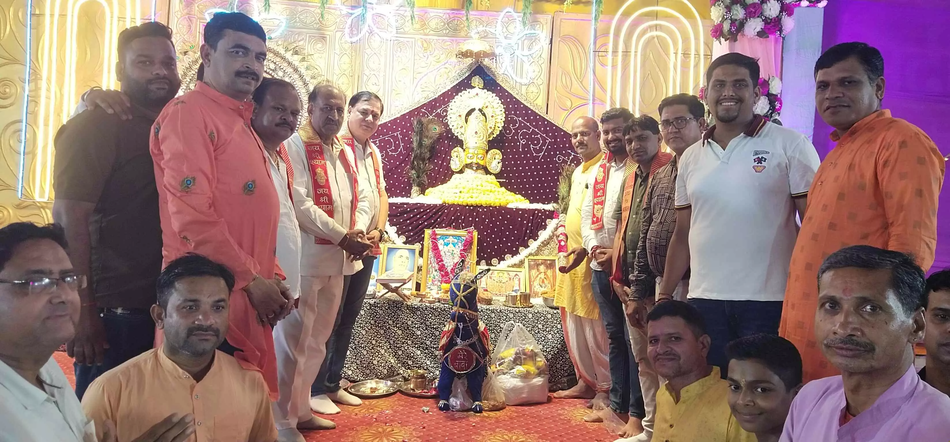 श्री गणेश महोत्सव के चौथे दिन श्री गणेश जी एवं खाटू श्याम जी की महाआरती की श्री गणेश महोत्सव के चौथे दिन श्री गणेश जी एवं खाटू श्याम जी की महाआरती की