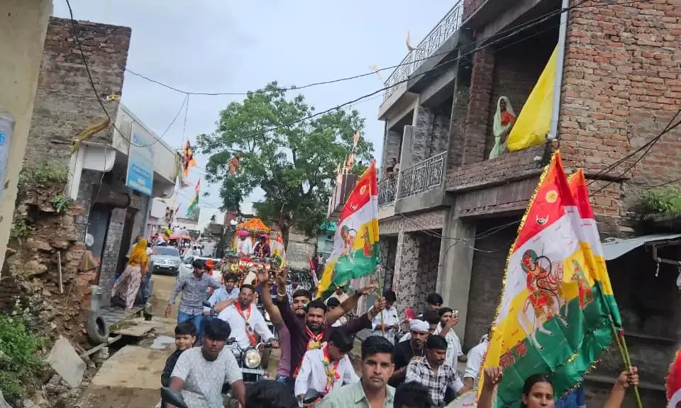 रायपुर में जाट समाज ने धूमधाम से निकाली ट्रैक्टर वाहन रैली