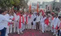 भीलवाड़ा से 101 पदयात्रियों का दल पहुंचा: भक्ति में डूबा गढ़बोर का जलझूलनी एकादशी मेला