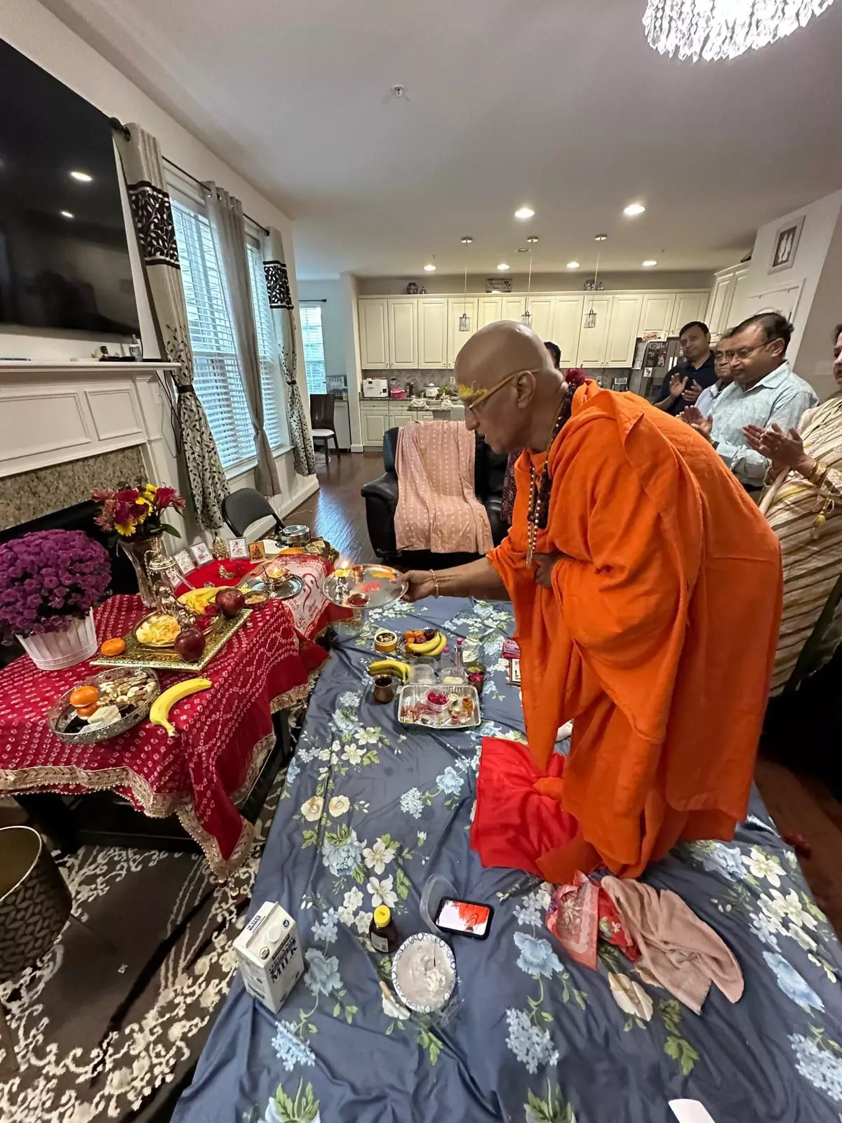 अमेरिका में धूमधाम से मनाया गया चंद्र महाराज का 531वाँ प्राकट्य उत्सव अमेरिका में धूमधाम से मनाया गया चंद्र महाराज का 531वाँ प्राकट्य उत्सव