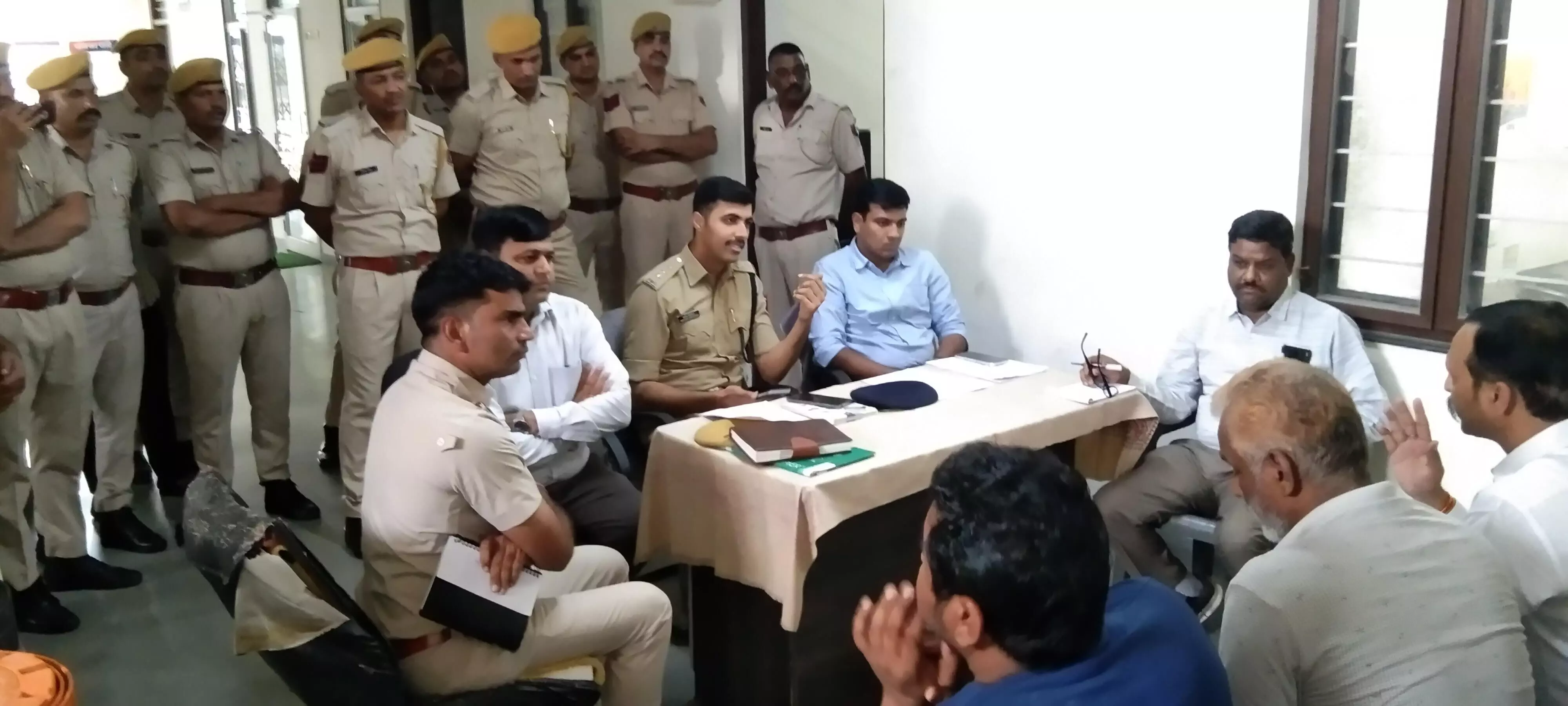 शांति-व्यवस्था को लेकर प्रशासन अलर्ट, शांति समिति व सीएलजी सदस्यों की बैठक संपन्न