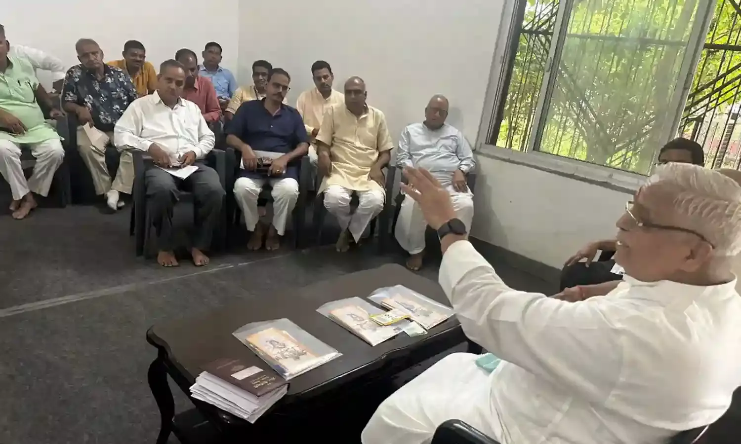 वैज्ञानिक दृष्टिकोण से गौ सेवा की जरूरत: भैयाजी जोशी ने दिया गौ संवर्धन का मंत्र