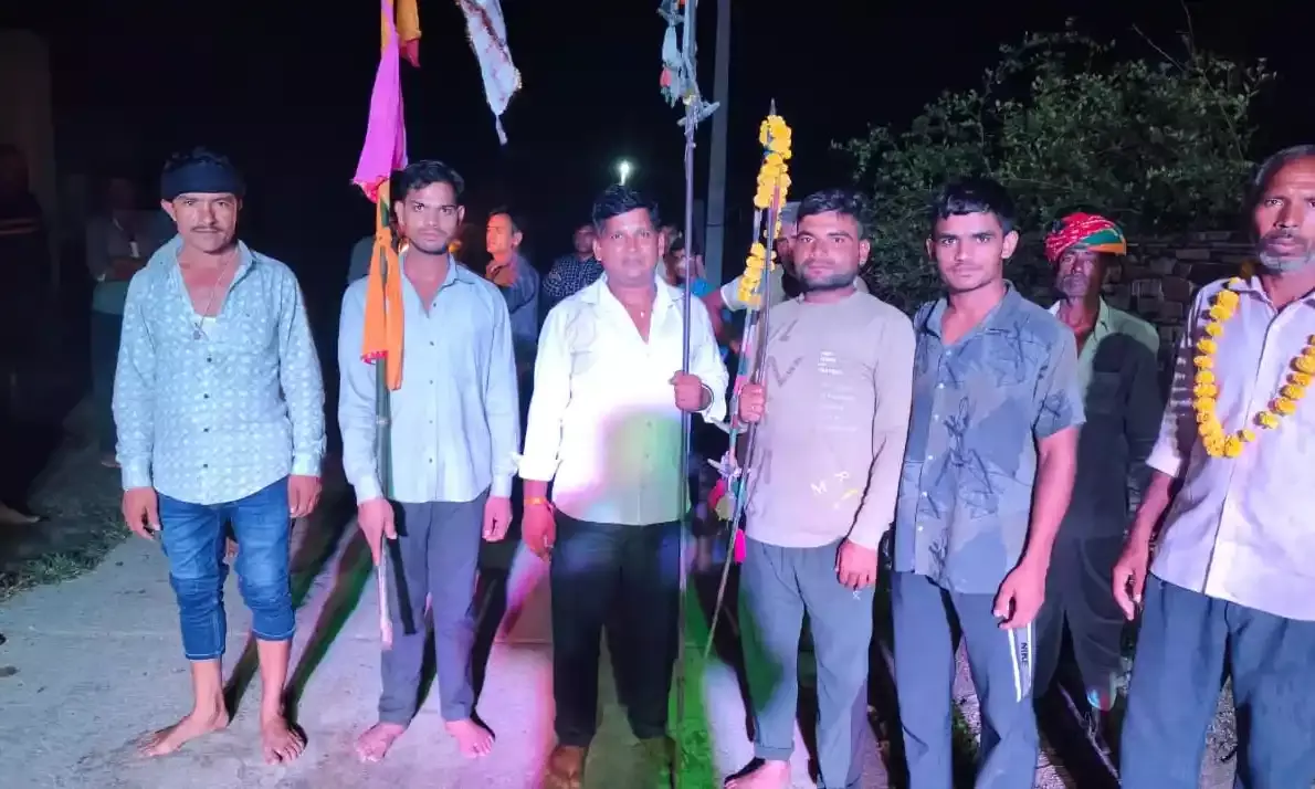 तेजा दशमी पर मंदिरों में उमड़े भक्त, रात्रि में निकाली तेजाजी की झड़ी, भौंर तक चली भजन संध्या