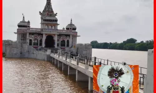 ठाकुर जी कल करेंगे सरोवर स्नान, चावंडिया में 4 घंटे भक्तों के साथ‌ जल‌ क्रीड़ा करेंगे ठाकुर जी