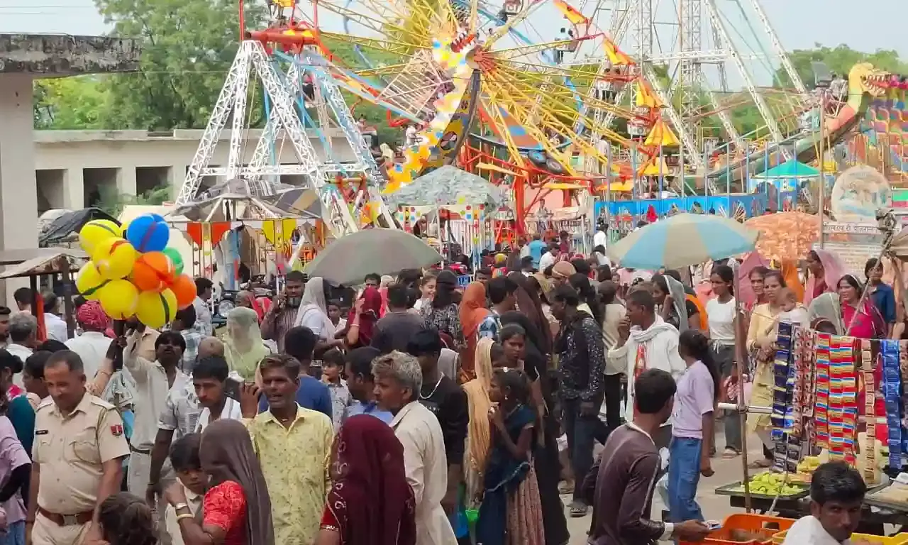 दो दिवसीय तेजाजी मेले का समापन ,भजन संध्या में झूम उठे लोग