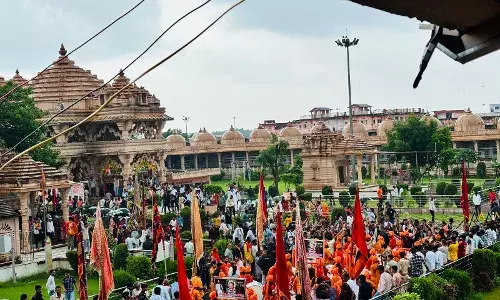 इंद्रदेव भी हुए दर्शन को आतुर, झमाझम बरसकर किया सांवलिया का सत्कार इंद्रदेव भी हुए दर्शन को आतुर, झमाझम बरसकर किया सांवलिया का सत्कार