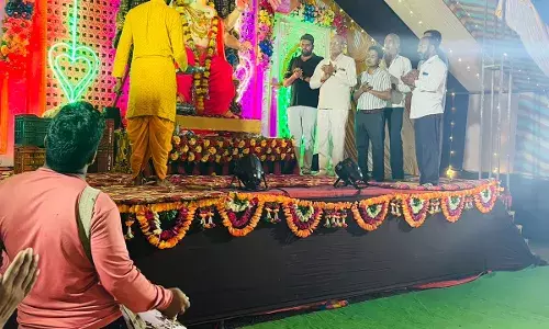 श्री गणेश उत्सव समिति की महाआरती में कांग्रेस पदाधिकारी हुए शामिल