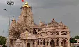 चंद्रग्रहण के कारण 7 सितम्बर को सांवलिया सेठ मंदिर में दोपहर 12 बजे बाद दर्शन बंद रहेंगे