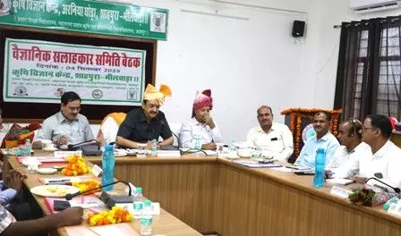 फल एवं सब्जी उत्पादन किसानों के आर्थिक सुधार में सक्षम - डॉ. कर्नाटक फल एवं सब्जी उत्पादन किसानों के आर्थिक सुधार में सक्षम - डॉ. कर्नाटक