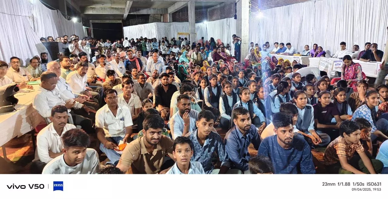 निंबाहेड़ा उपखंड के बांगरेड़ा ग्राम पंचायत में रात्रि चौपाल का आयोजन निंबाहेड़ा उपखंड के बांगरेड़ा ग्राम पंचायत में रात्रि चौपाल का आयोजन