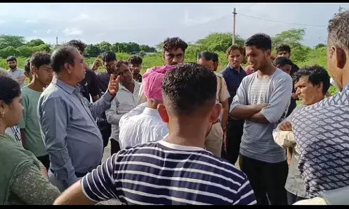 माल का खेड़ा में तालाब लबालब, निकासी नही होने से ग्रामीणों में रोष