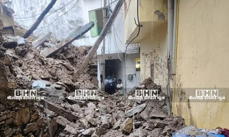 राजसमंद में बारिश का कहर, केलवाड़ा में पटवार भवन ढहा