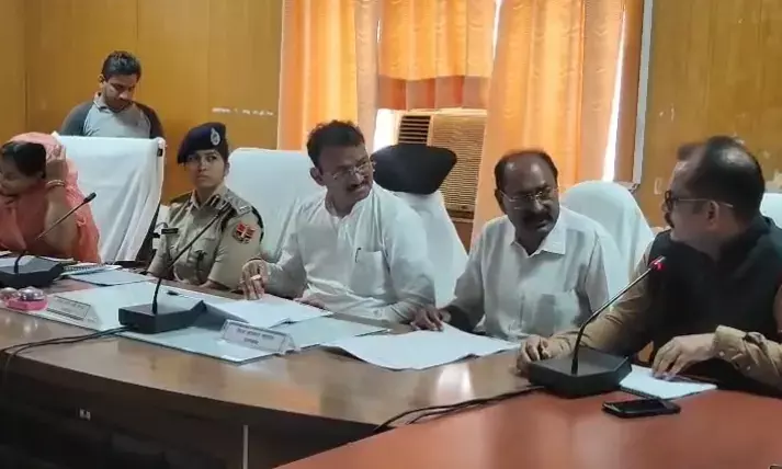राजसमंद कलेक्ट्रेट में उप मुख्यमंत्री बैरवा की समीक्षा बैठक, राहत-बचाव कार्यों पर रहा जोर