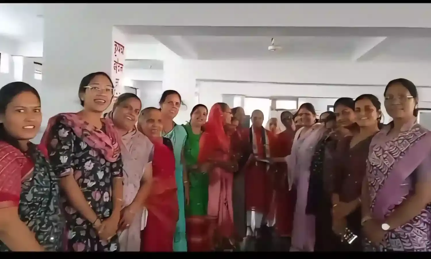 दिवाकर स्वाध्याय भवन में धर्म प्रवचन दिवाकर स्वाध्याय भवन में धर्म प्रवचन