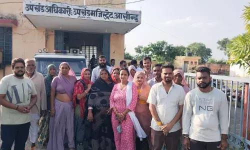 आसींद में जमीन की मुआवजा राशि में वृद्धि की मांग, एसडीएम को सौंपा ज्ञापन