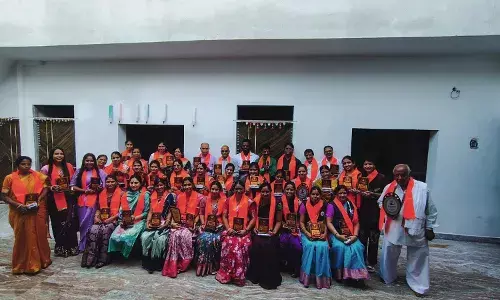 51 शिक्षक व 2 विशिष्ट सम्मान