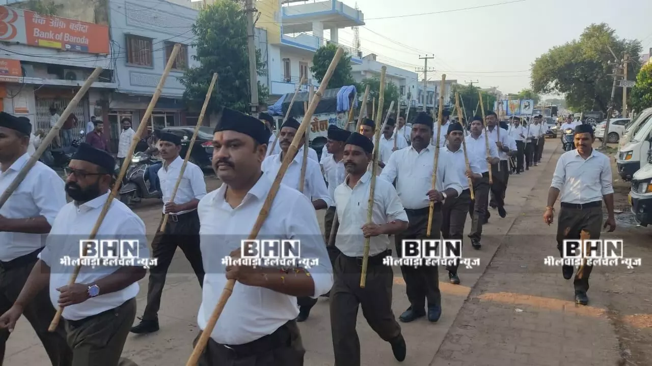 शताब्दी वर्ष पर संघ ने निकाला भव्य पथ संचलन|