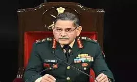 युद्ध की बदल रही प्रकृति, लेकिन भूमि ही विजय का आधार रहेगी” – सेना प्रमुख द्विवेदी युद्ध की बदल रही प्रकृति, लेकिन भूमि ही विजय का आधार रहेगी” – सेना प्रमुख द्विवेदी