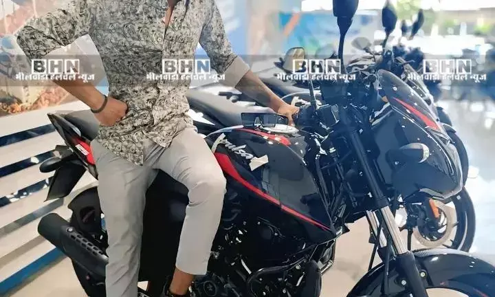 बाइक ट्रेलर की भिड़ंत, युवक की मौत बाइक ट्रेलर की भिड़ंत, युवक की मौत