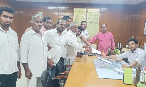 अतिवृष्टि से हुए किसानों के नुकसान पर कांग्रेस ने जताई चिंता, जिला कलेक्टर को सौंपा ज्ञापन