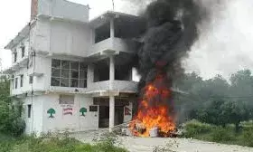 नेपाल में फिर बवाल, राष्ट्रपति के निजी आवास पर प्रदर्शनकारियों का कब्जा; Gen-Z प्रदर्शनकारियों के आगे झुकी सरकार,   पीएम केपी शर्मा ओली ने दिया इस्तीफा