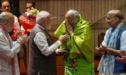 सीपी राधाकृष्णन बने भारत के नए उपराष्ट्रपति, मिले 452 वोट