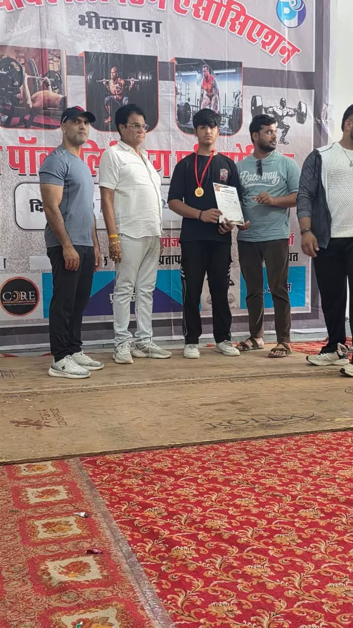 जिला स्तरीय प्रतियोगिता सम्पन्न जिला स्तरीय प्रतियोगिता सम्पन्न