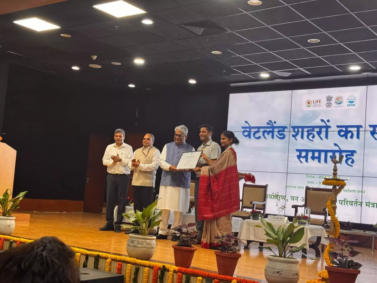 उदयपुर को मिला वेटलैण्ड शहर का प्रमाण पत्र उदयपुर को मिला वेटलैण्ड शहर का प्रमाण पत्र