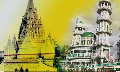 फर्जी आईटी टीम ने स्वर्ण व्यवसायी के घर में लाखों लूट फर्जी आईटी टीम ने स्वर्ण व्यवसायी के घर में लाखों लूट