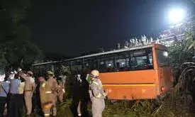 लखनऊ में रोडवेज बस अनियंत्रित होकर पलटी, हादसे में पांच की दर्दनाक मौत,दस गंभीर