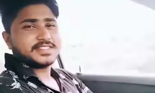 वाहन की टक्कर से बाइक सवार युवक की मौत