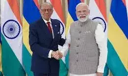 भारत-मॉरीशस द्विपक्षीय संबंधों को बढ़ावा, 680 मिलियन डॉलर की सहायता और सात समझौतों पर हस्ताक्षर