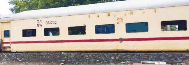 भीलवाड़ा रेलवे स्टेशन पर रेल कोच में खुलेगी कैंटीन, अब स्टेशन पर ही मिलेगा चाय-नाश्ते का आनंद भीलवाड़ा रेलवे स्टेशन पर रेल कोच में खुलेगी कैंटीन, अब स्टेशन पर ही मिलेगा चाय-नाश्ते का आनंद