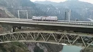 कश्मीर से दिल्ली तक सीधी ट्रेन सेवा शुरू, यात्रियों के लिए महत्वपूर्ण जानकारी