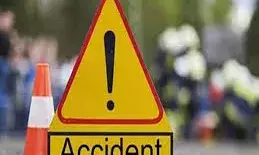 ट्रैक्टर-बाइक की टक्कर में घायल प्रौढ़ की मौत