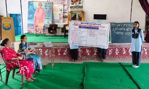 समाचारों की सच्चाई और सोशल मीडिया की विश्वसनीयता पर हुई चर्चा समाचारों की सच्चाई और सोशल मीडिया की विश्वसनीयता पर हुई चर्चा